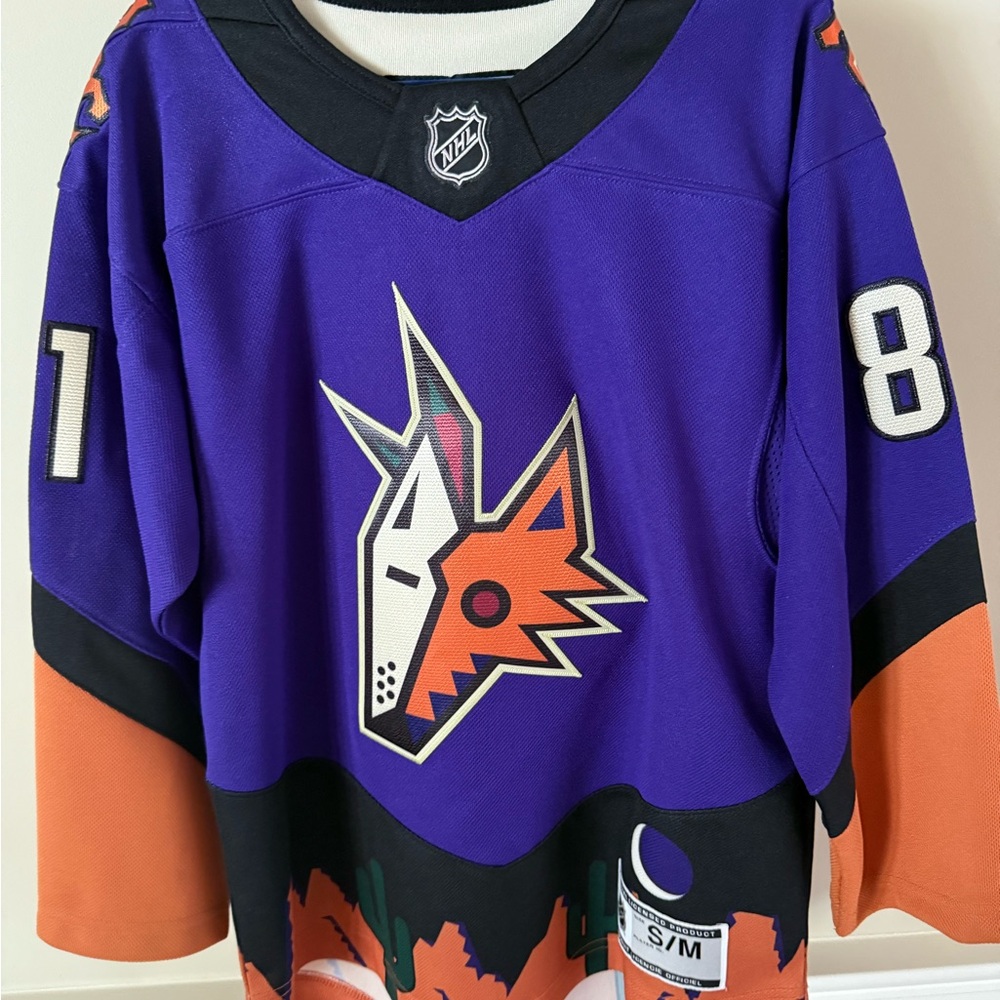 Arizona Coyotes Kessel Purple and Orange Hockey Jersey Size S/M- Like New